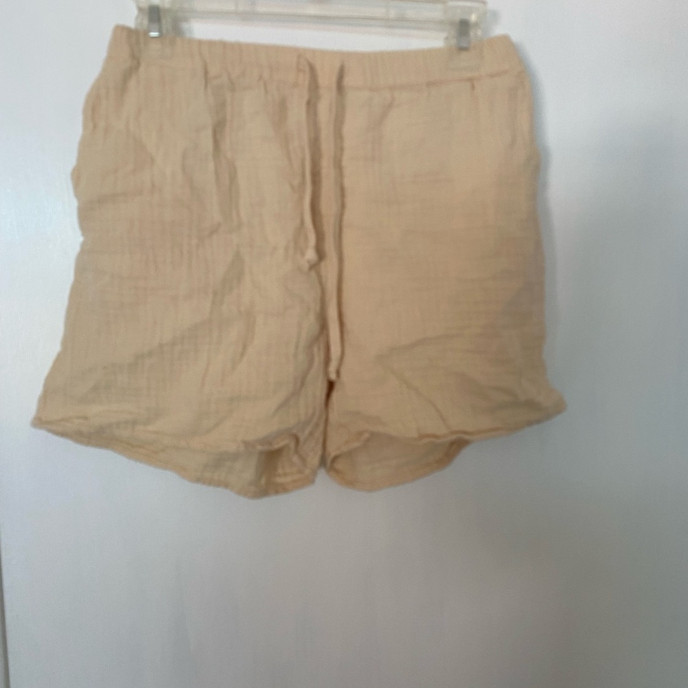 Wilfred Cream Shorts Relaxed Fit Lightweight sail shorts